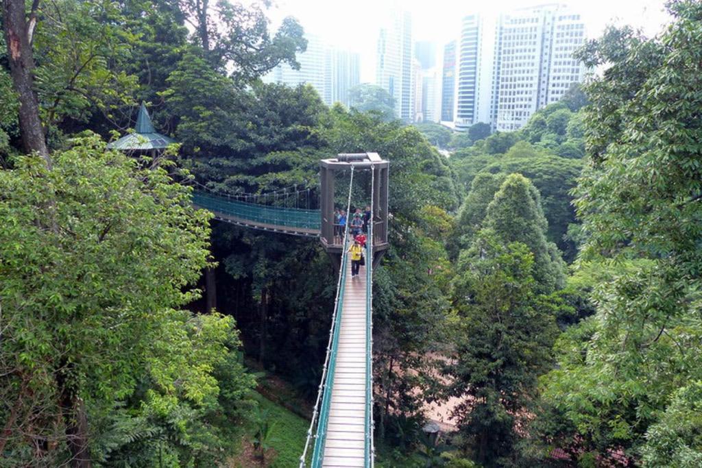Pangsapuri Cozy 4br Free Parking Near Lalaport Klcc Kuala Lumpur